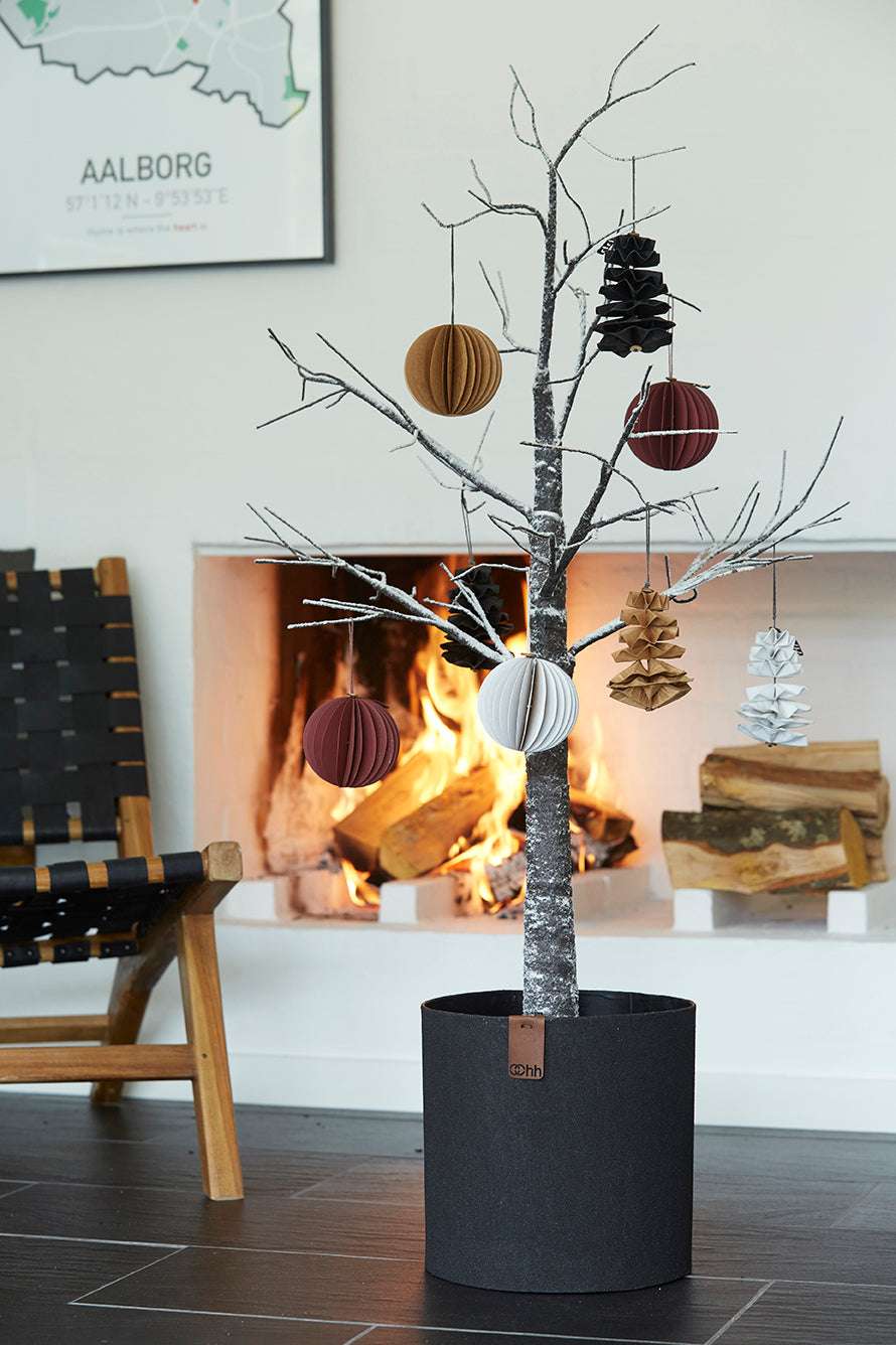 Weihnachtsbaumanhänger aus Papier