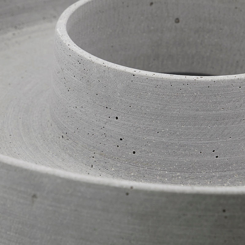 The Ring Kerzenständer im Betondesign