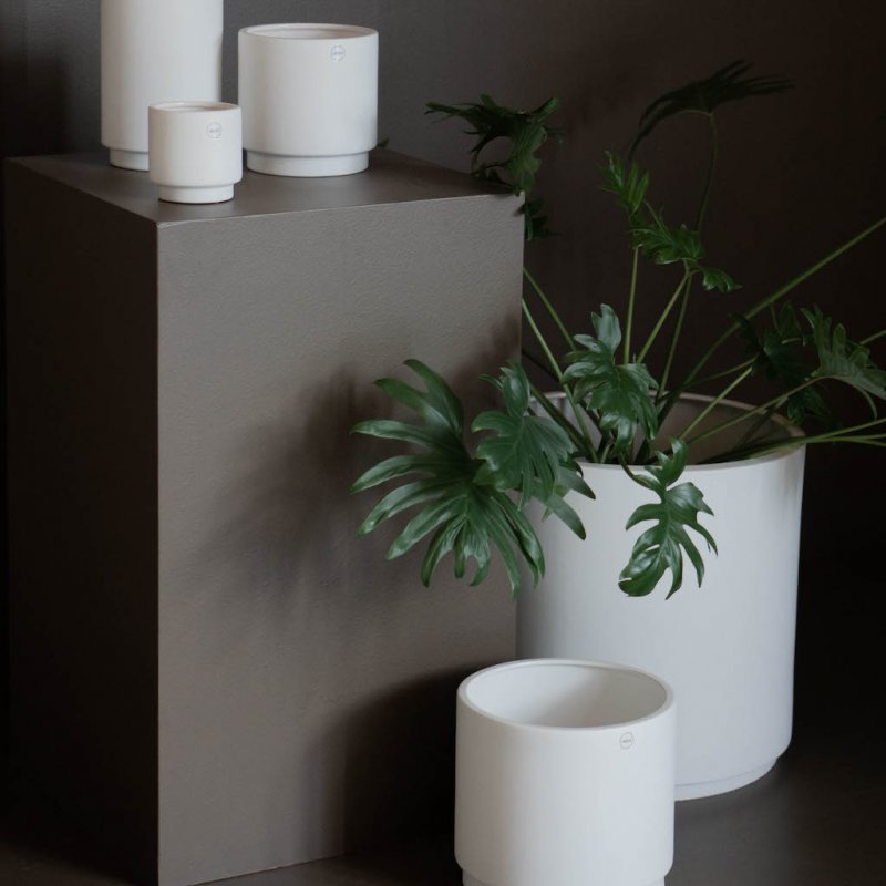 DBKD Blumentopf Solid aus weißer Keramik