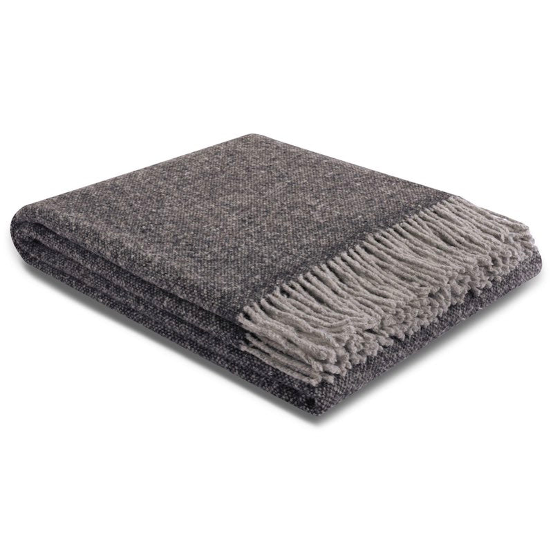 anthrazitfarbenes Fransenplaid in Tweed-Optik