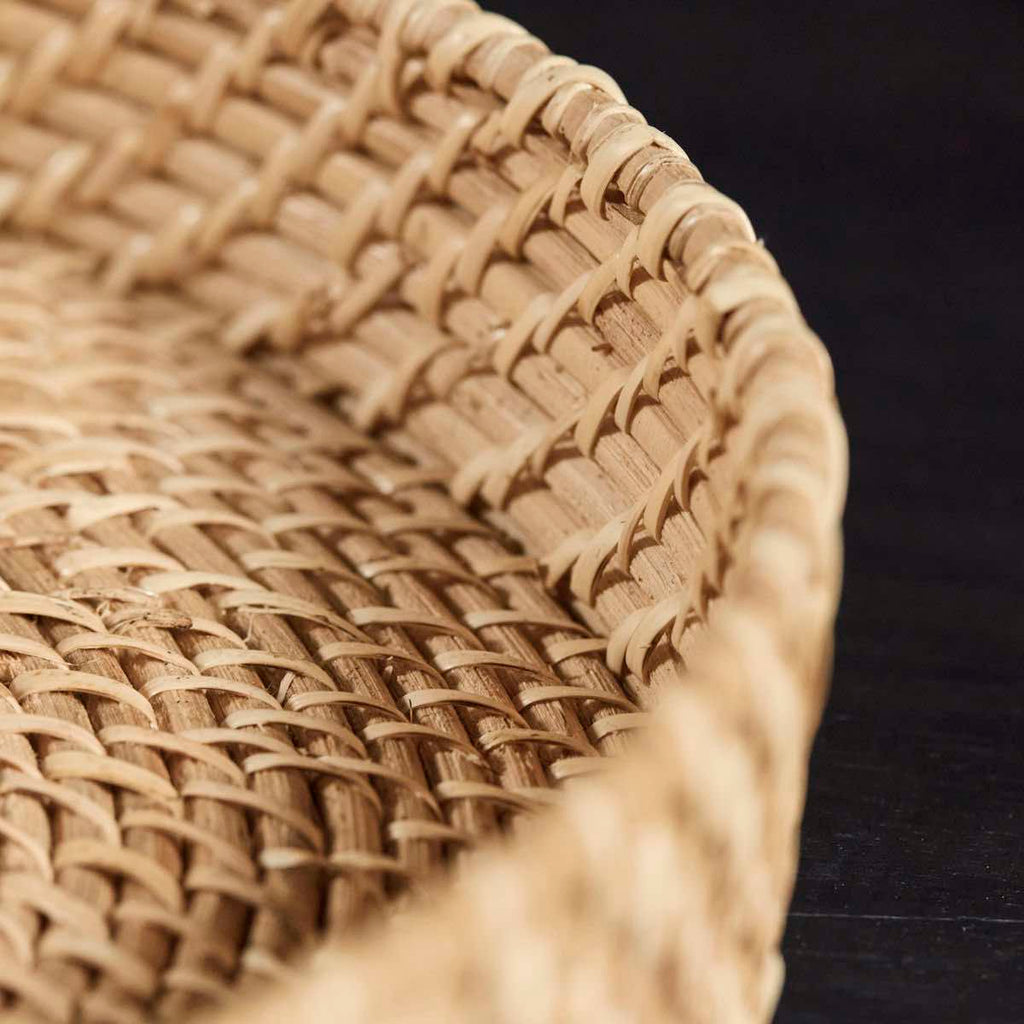 stabiles Tablett TAAN aus Rattan