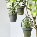Blumentopf schwarz Patina_monochromehome