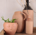 Madam Stoltz, Steingut Vase, monochrome-home Buxtehude