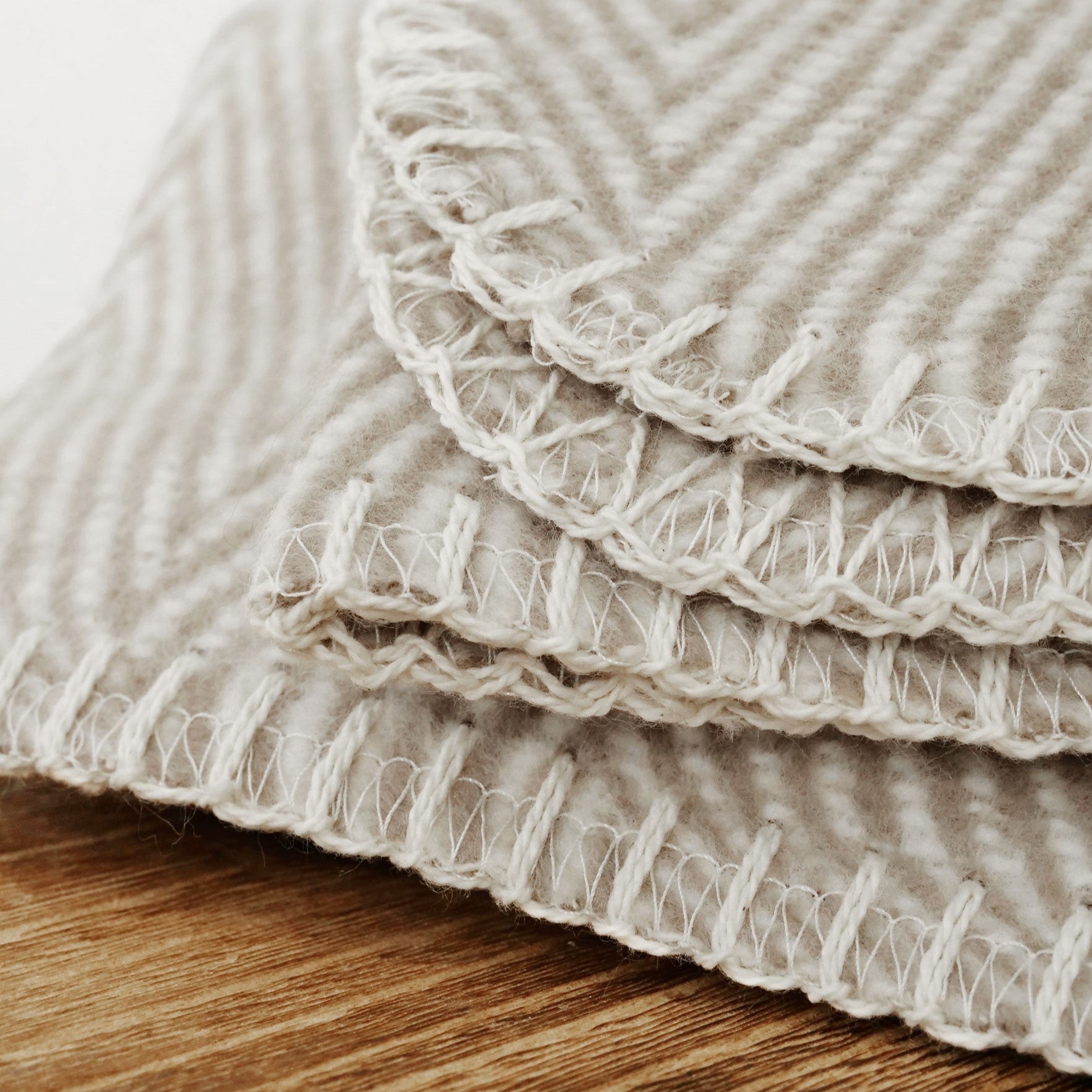 RIEMA Decke:FINN_taupe