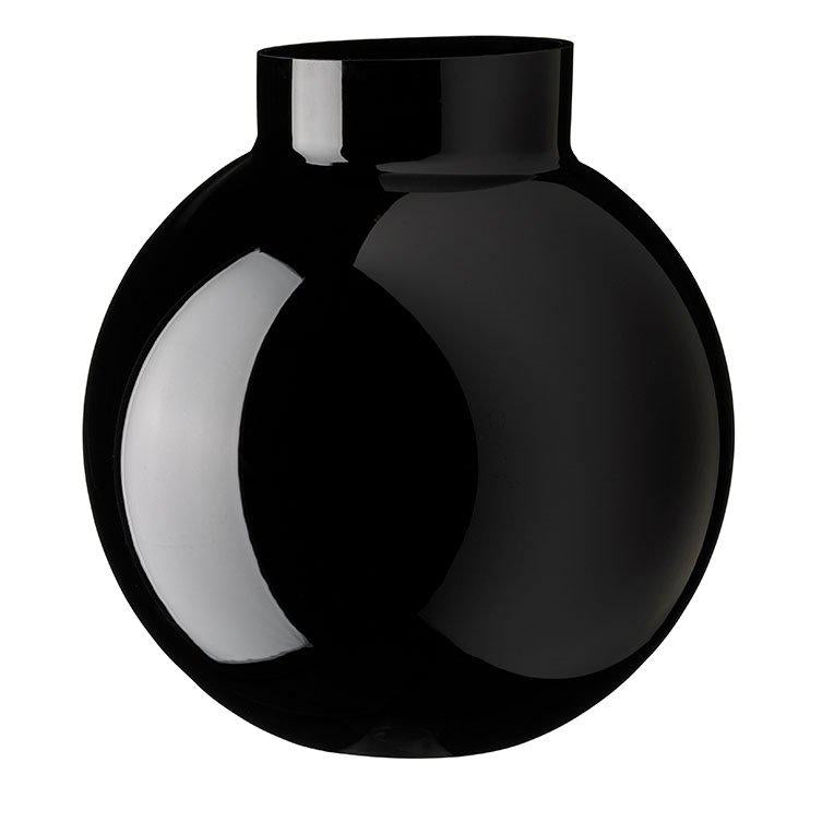 Wikholm Form schwarze Glasvase rund und skandinavisch schön von monochrome-home ausBuxtehude
